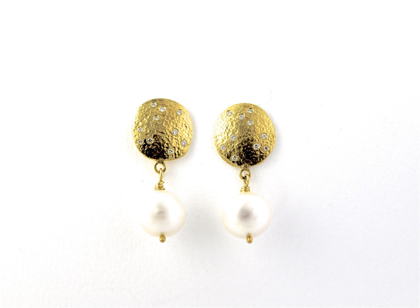 earrings / gold hammered 22k  discs + diamonds