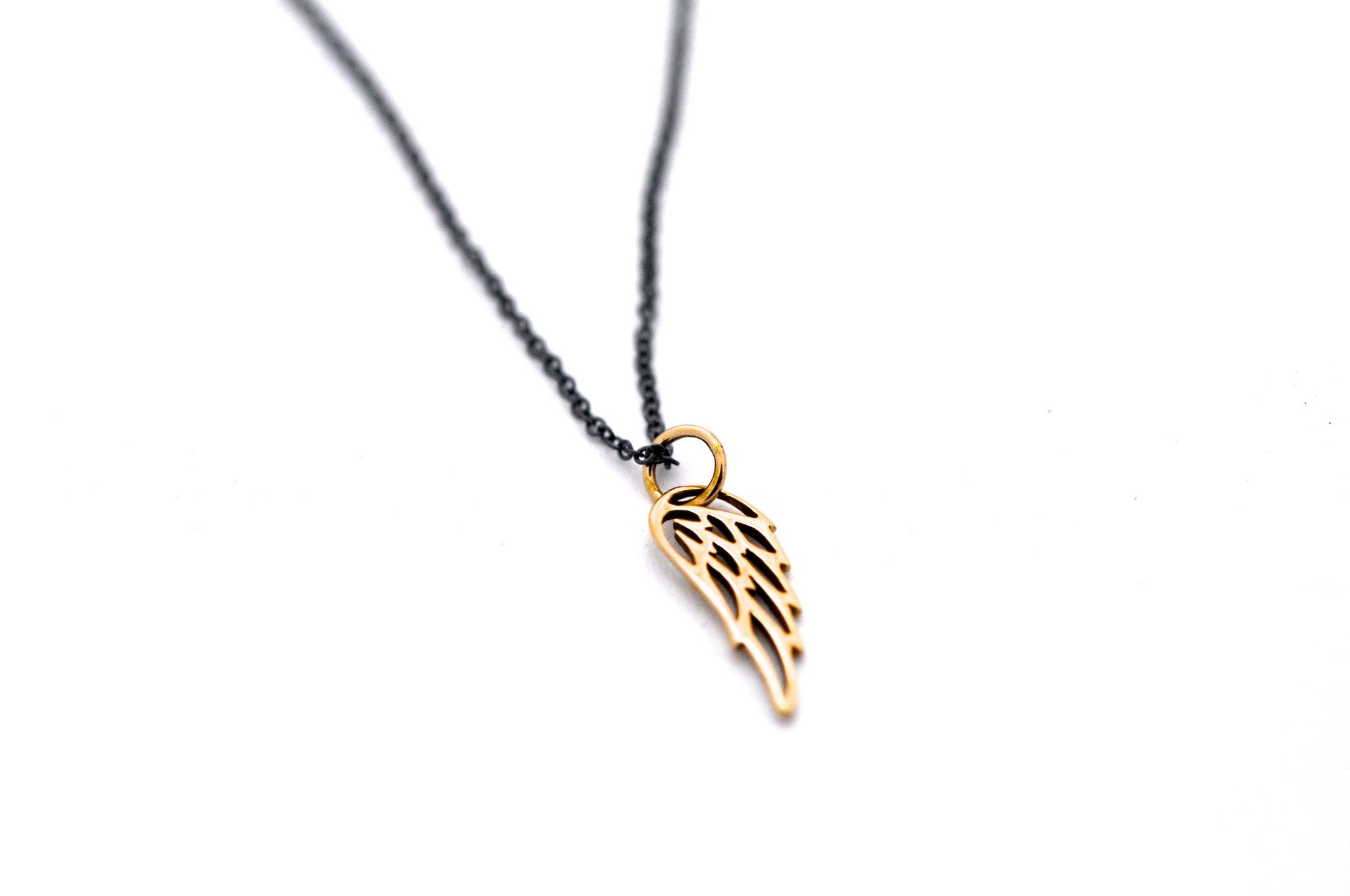 necklace / silver WING charm