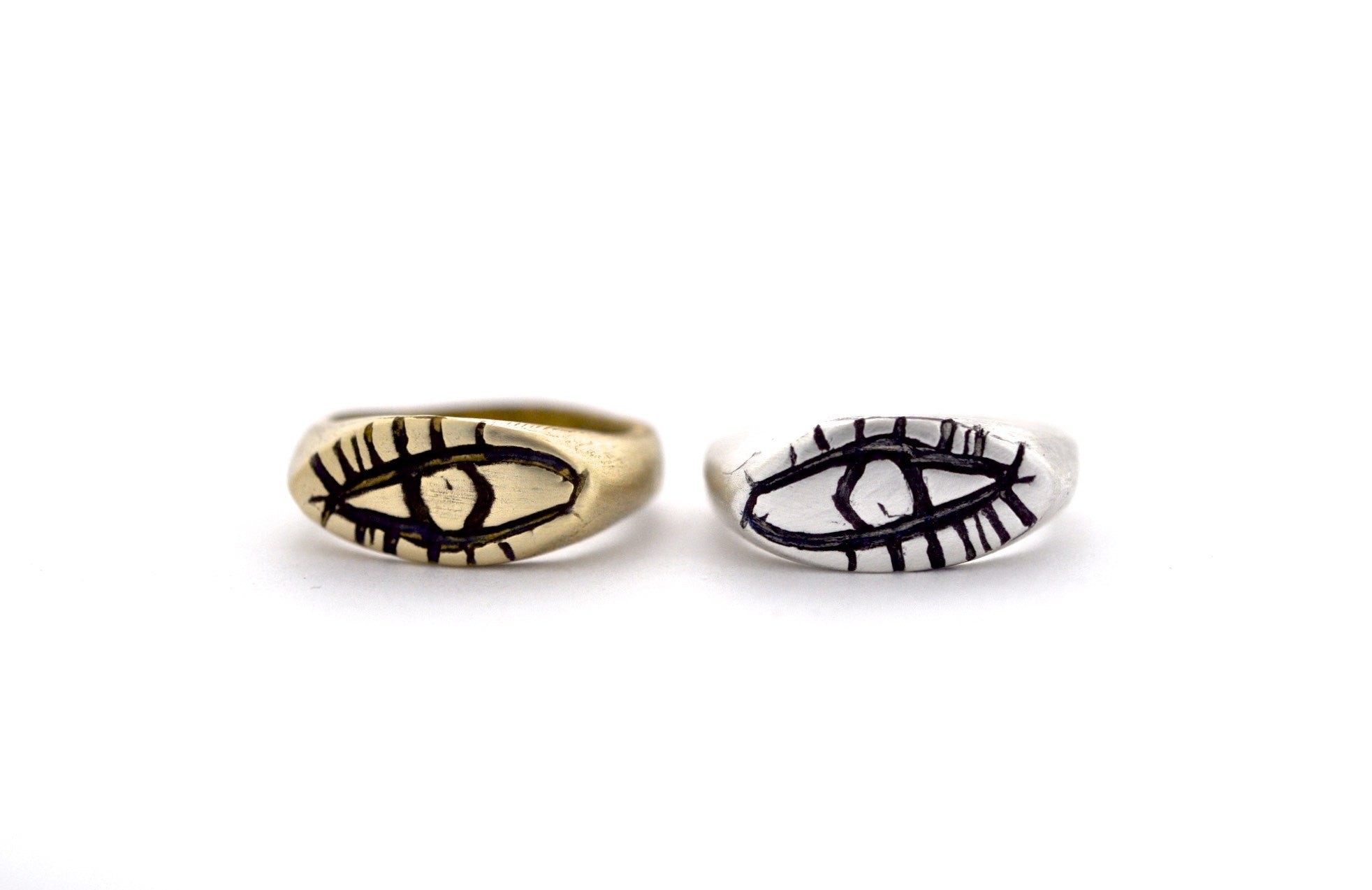 ring / signet ring EYE