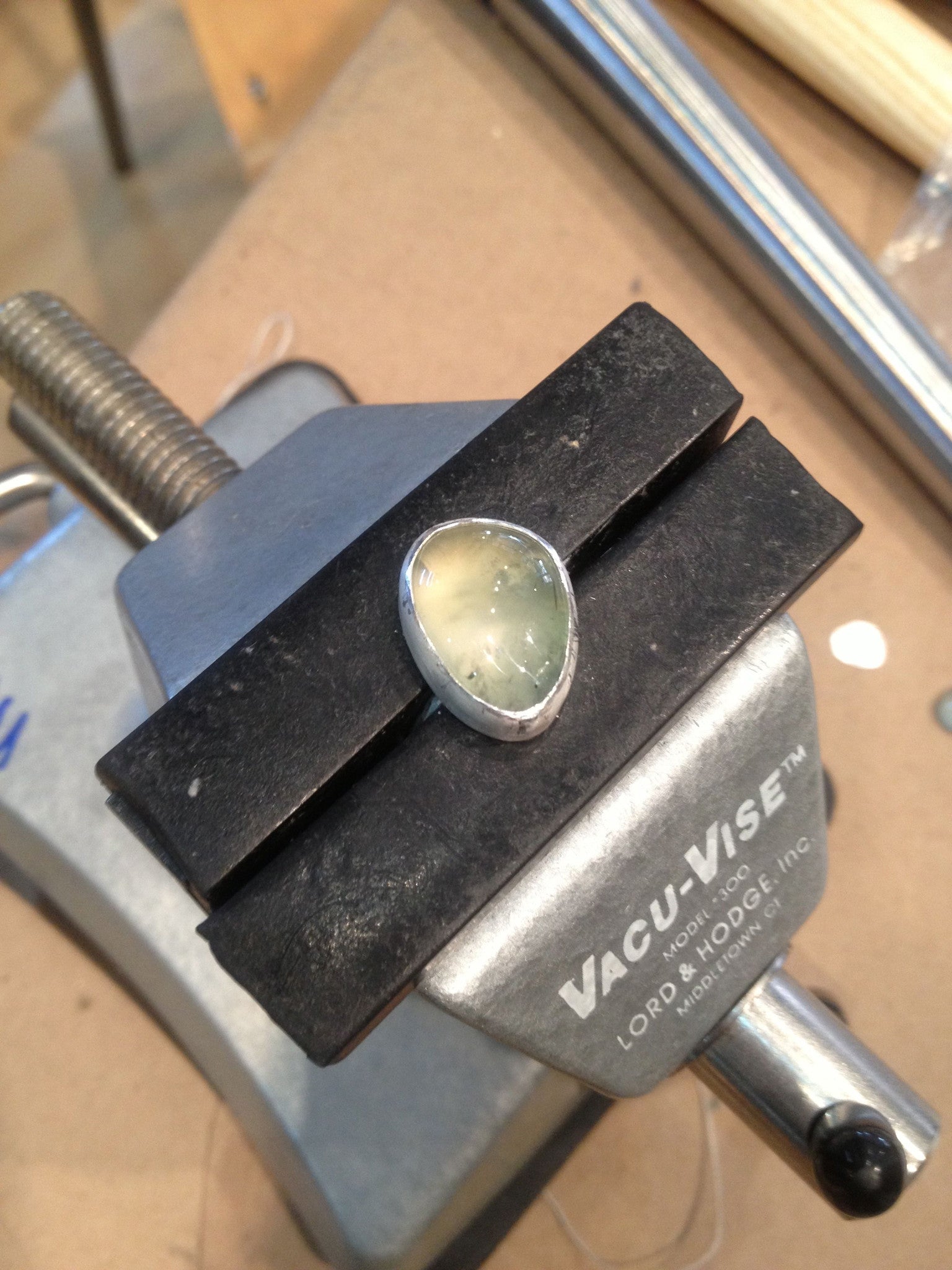 workshop / intro to working with metals + bezel setting gemstones