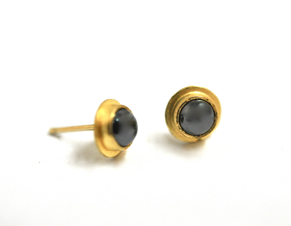 earring / gold 22k + gemstone post earring