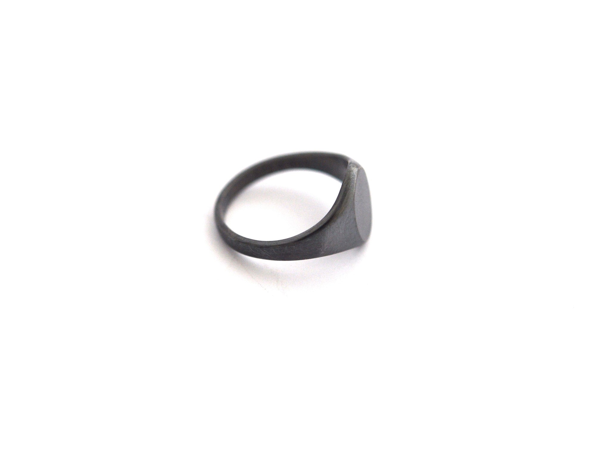 ring / UNISEX signet ring SIMPLE SQUARE