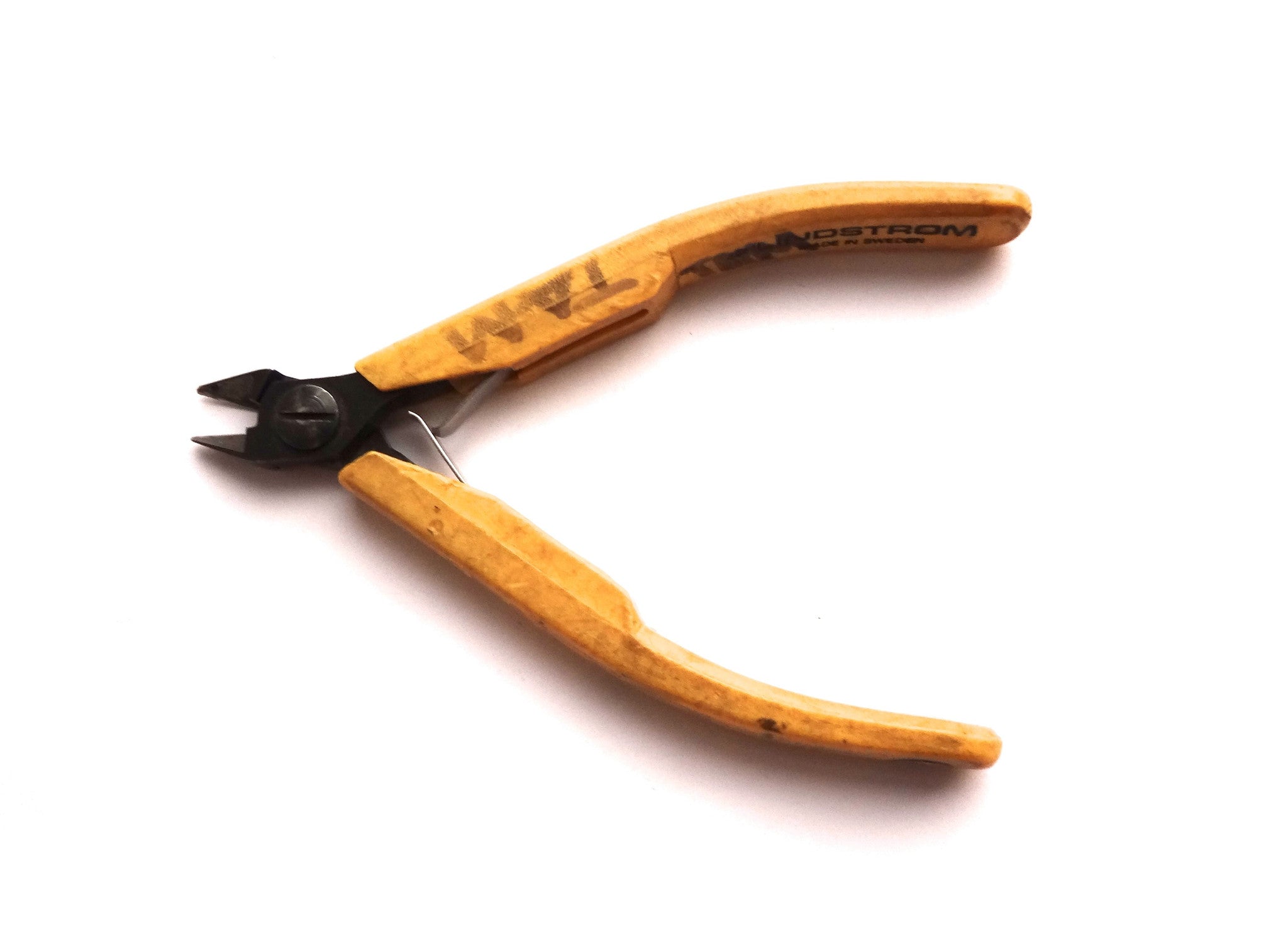 tools / fine flush cutters