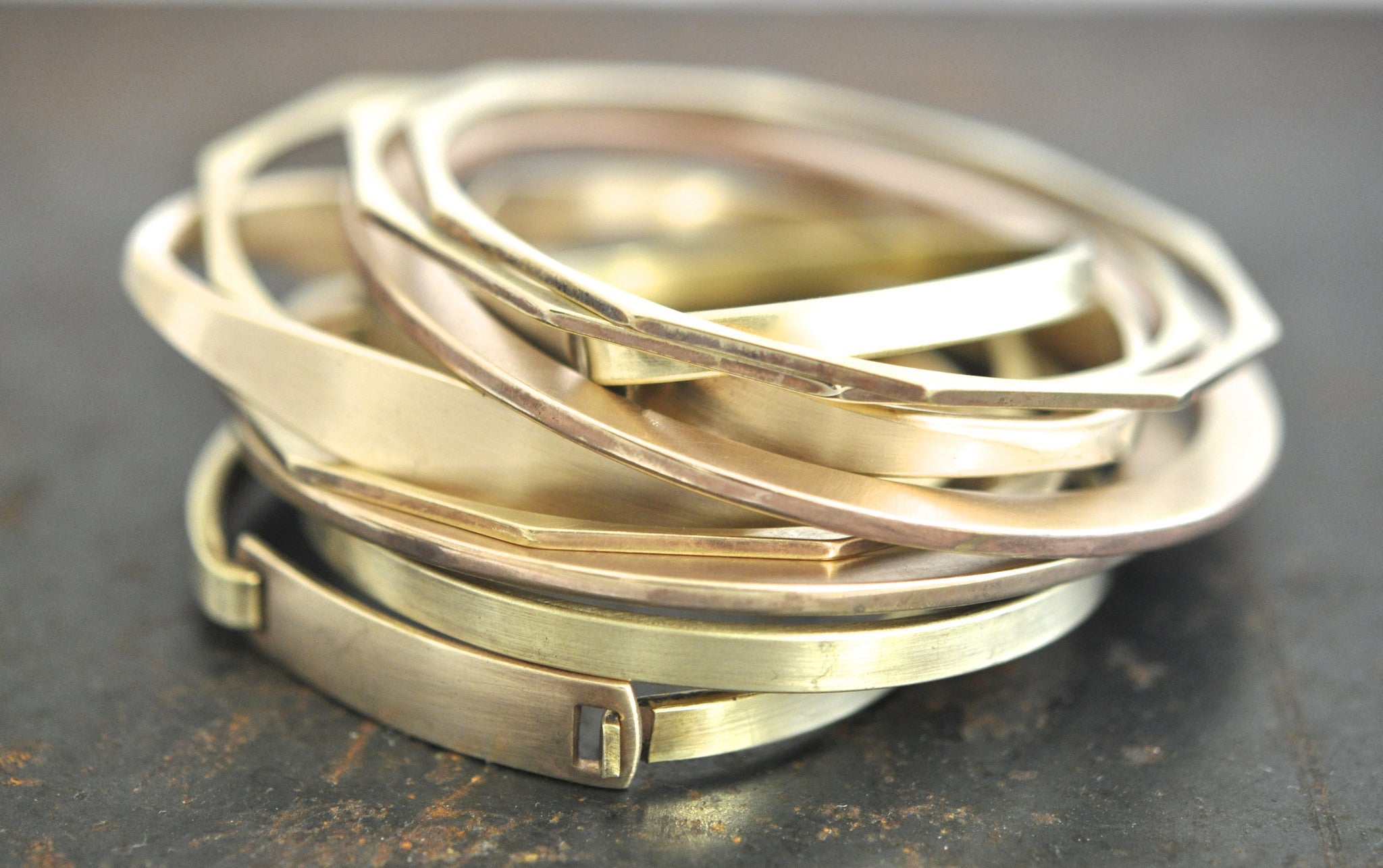 wholesale bracelet/unisex tapered cuff