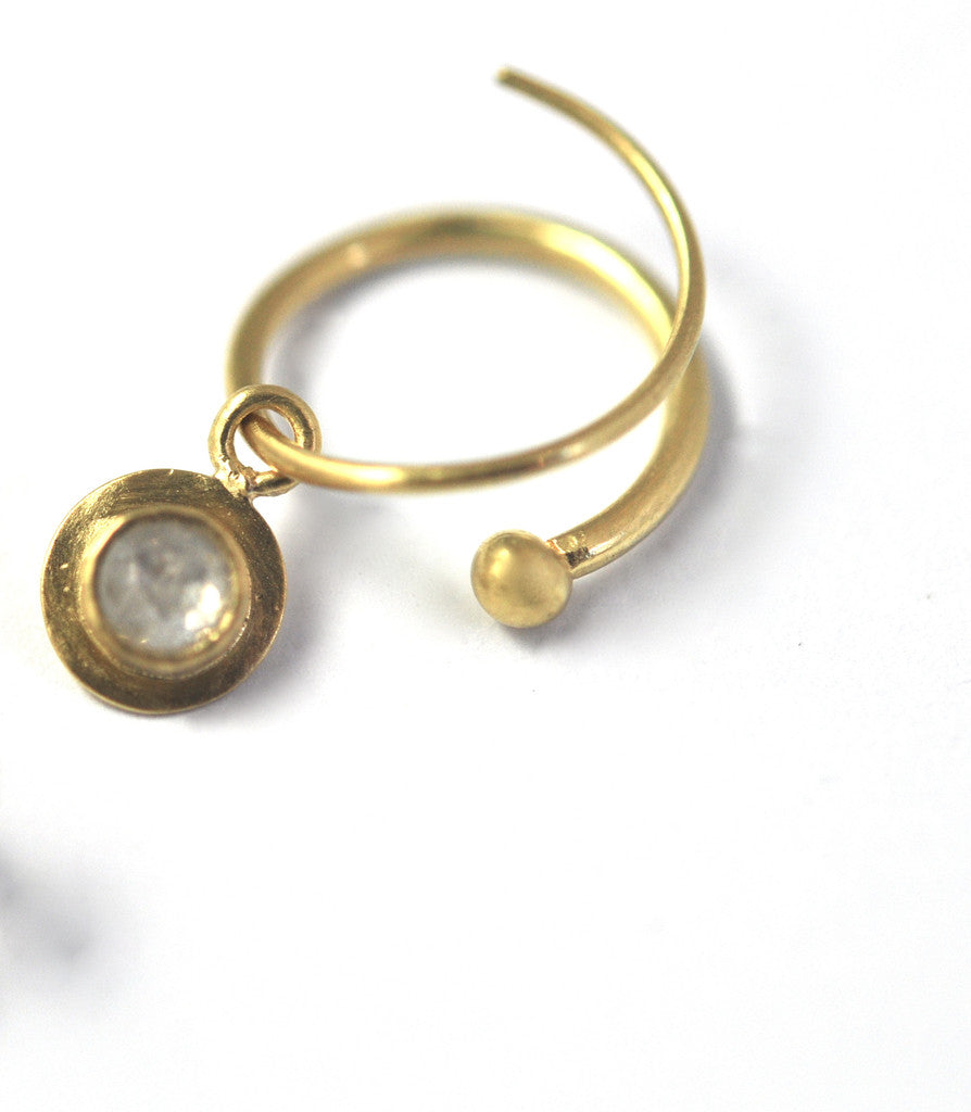 earring / gold simple hand fabricated tapered hoop earrings