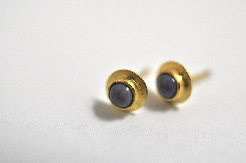earring / gold 22k + gemstone post earring