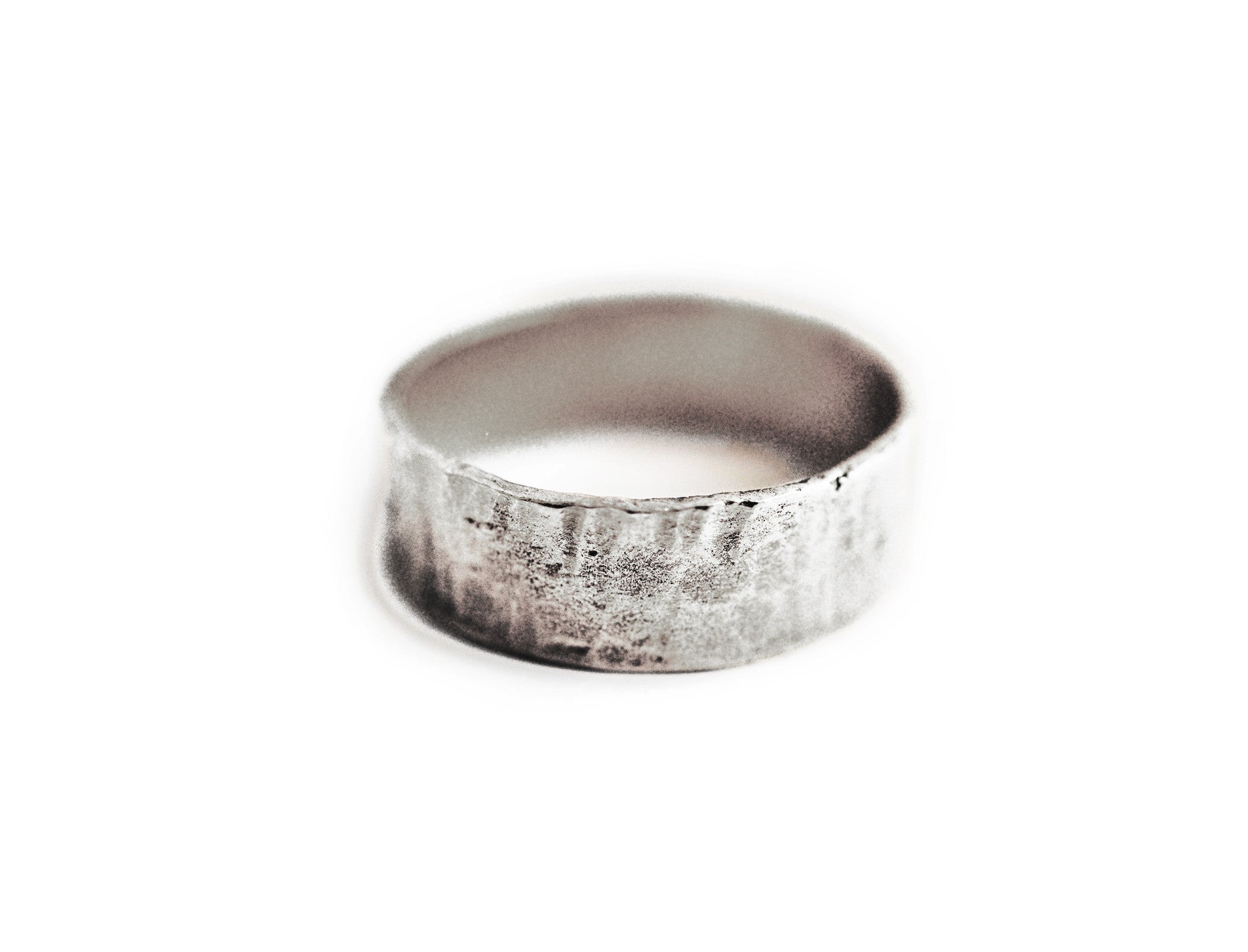 ring / band 5MM HAMMERED
